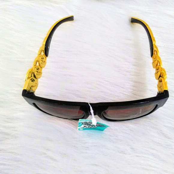 (NEW)! Stylish! Unique! Black Shades, Brown Tint! - Picture 3 of 8